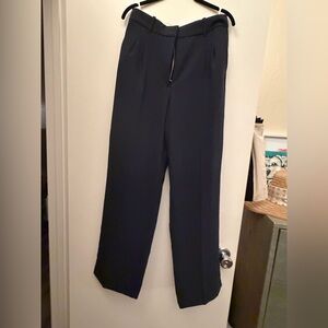 Aritzia Effortless Navy Women's Pants in Crepette